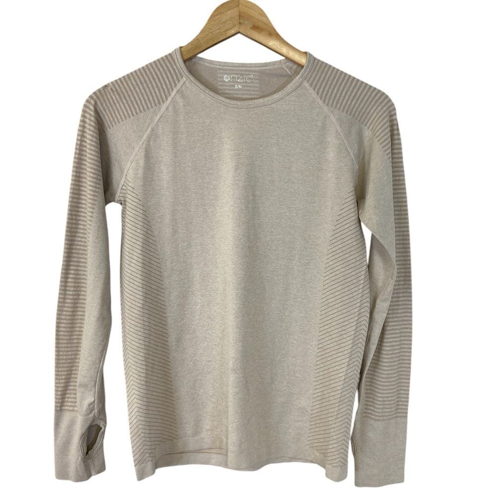 Onzie Long Sleeve Tan/Beige Seamless Top. Size Small